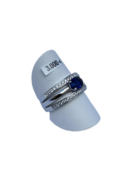 Bague or gris saphir et diamants